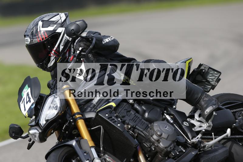 /53 16.09.2025 Track Day Domi Aegerter ADR/Gruppe gruen/74